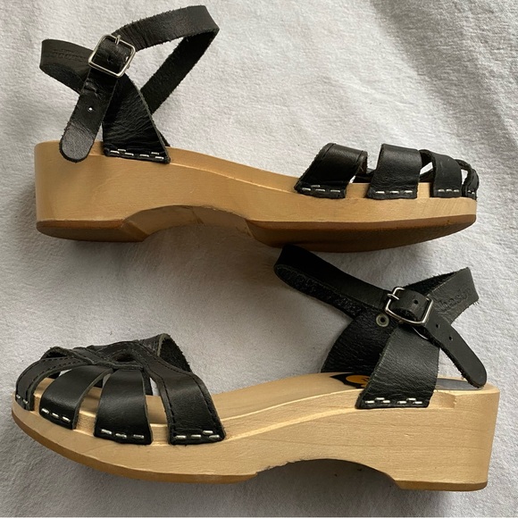 Swedish Hasbeens Leather Sandal - Picture 3 of 8